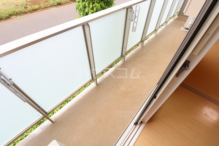 13/22 バルコニー