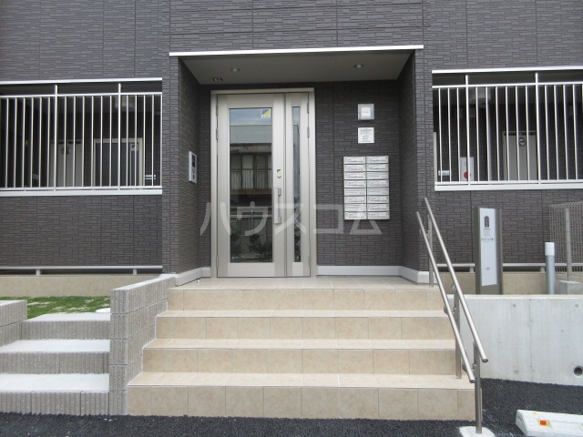 3/10 エントランス