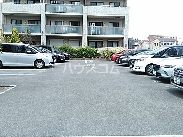 14/24 駐車場