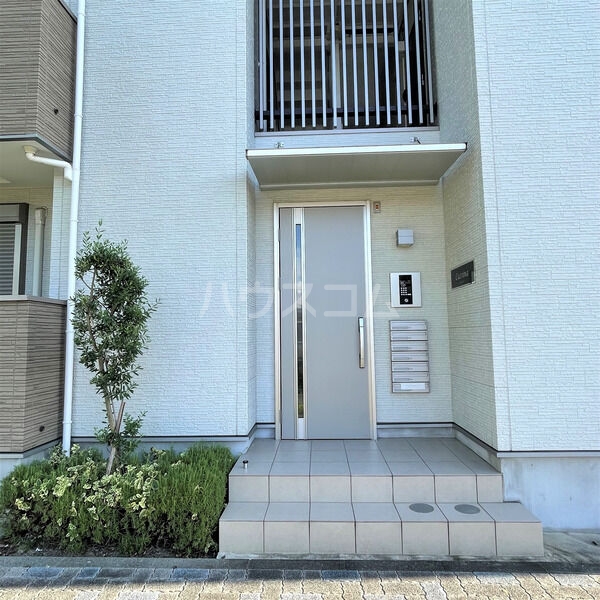 14/21 エントランス