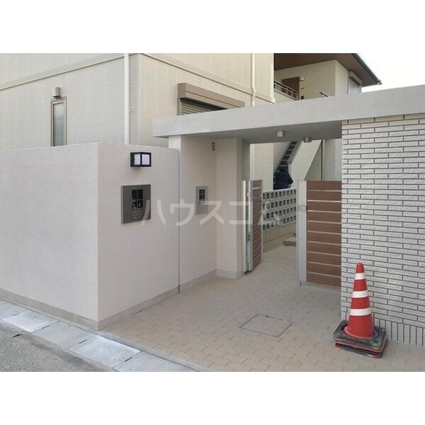 2/11 エントランス