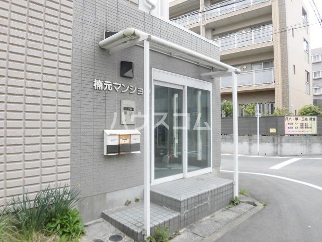 22/28 エントランス
