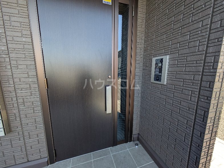 20/25 エントランス