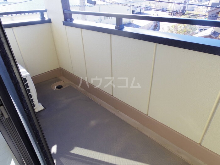 14/23 バルコニー