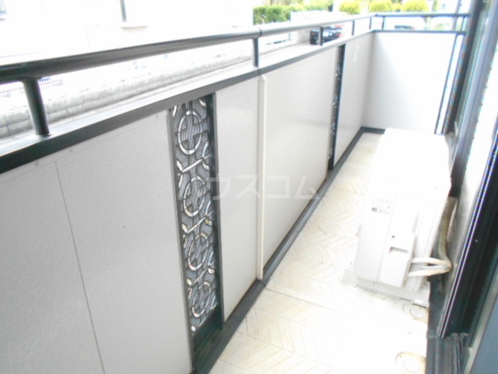 13/20 バルコニー