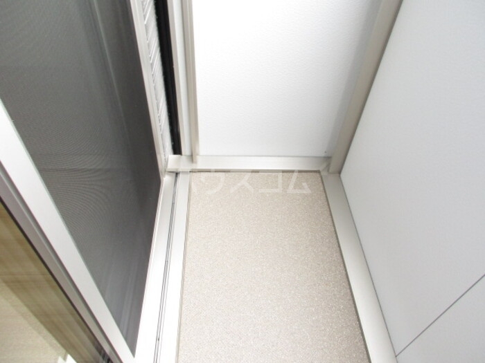 13/21 バルコニー