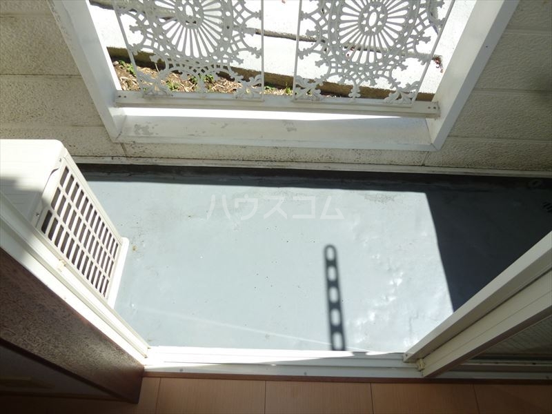 15/18 バルコニー