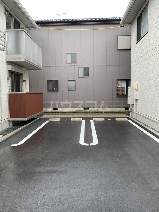 22/30 駐車場
