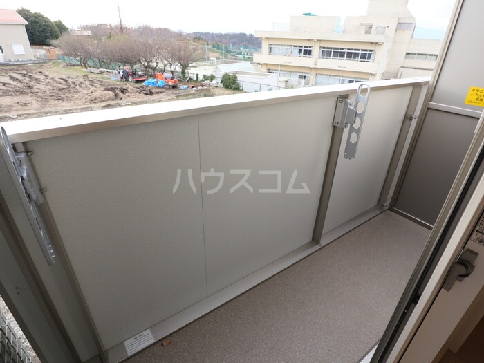 13/27 バルコニー