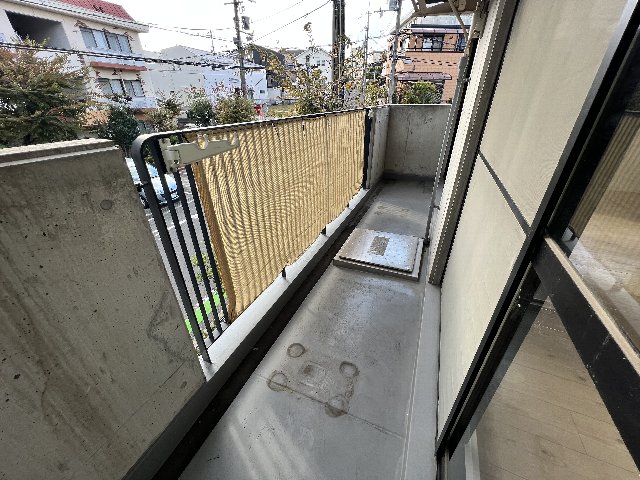 25/30 バルコニー