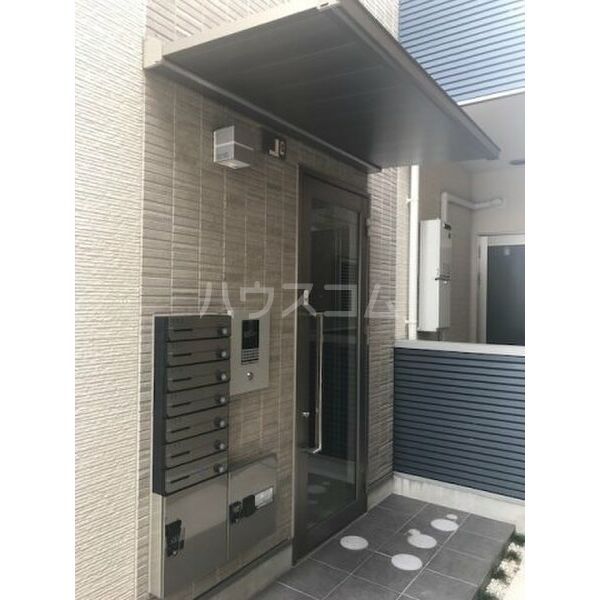 14/19 エントランス