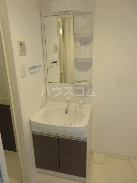 16/25 洗面