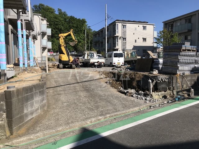2/6 駐車場