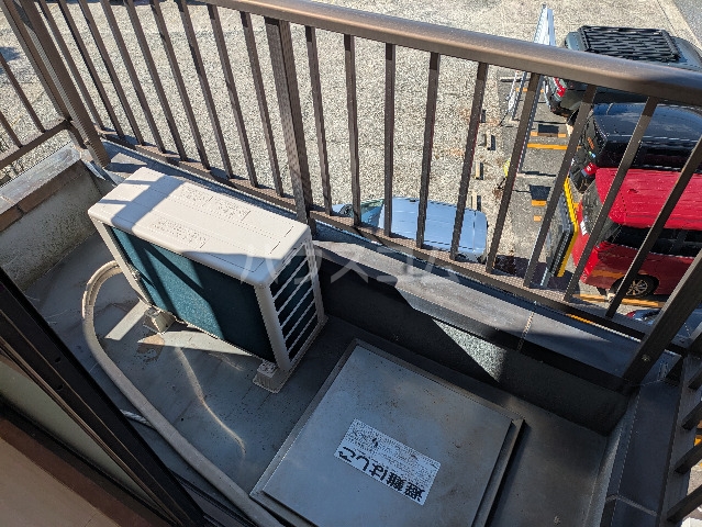 22/28 バルコニー