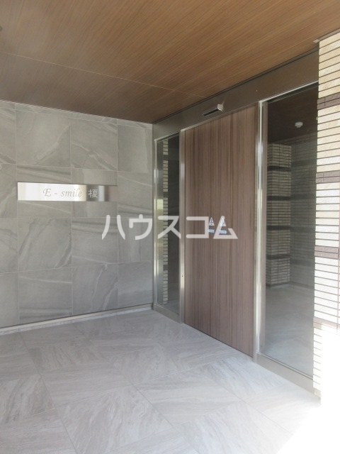 16/25 エントランス