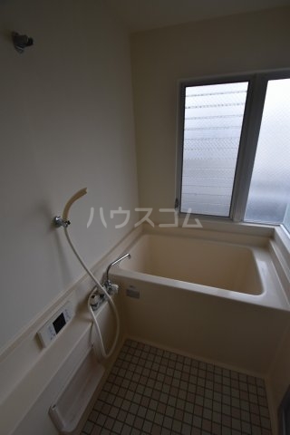 19/30 浴室