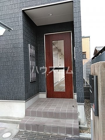 20/29 エントランス