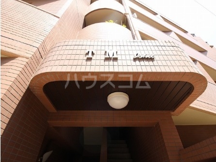 20/20 エントランス