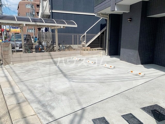 22/30 駐車場