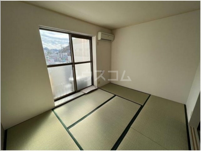 13/18 バルコニー