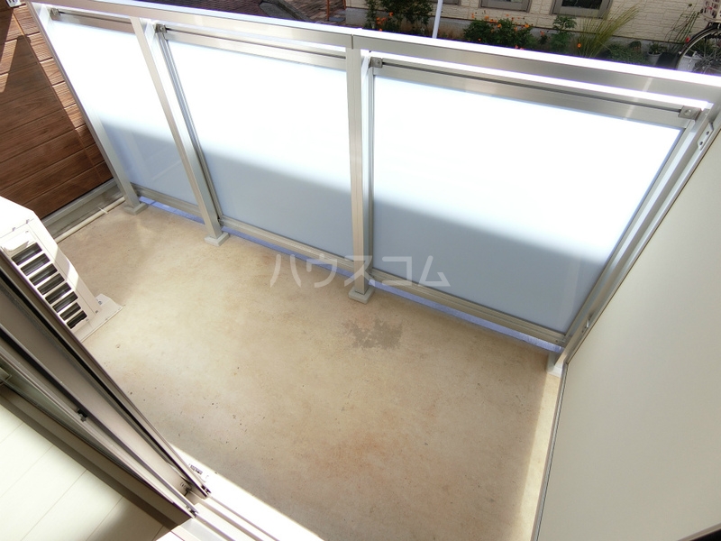19/30 バルコニー