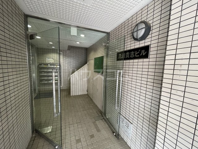 20/28 エントランス