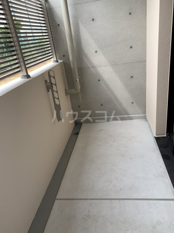 16/22 バルコニー