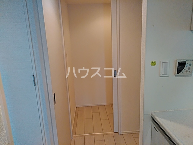 13/30 収納