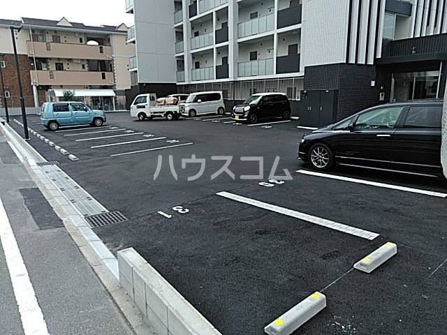 3/5 駐車場