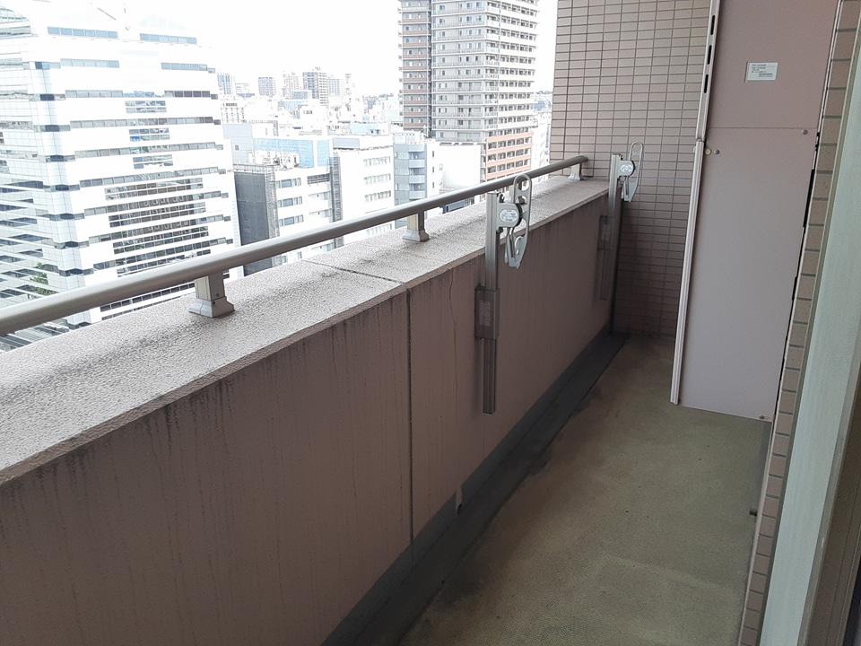 19/30 バルコニー