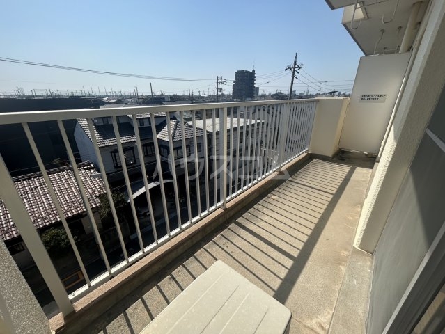 17/30 バルコニー