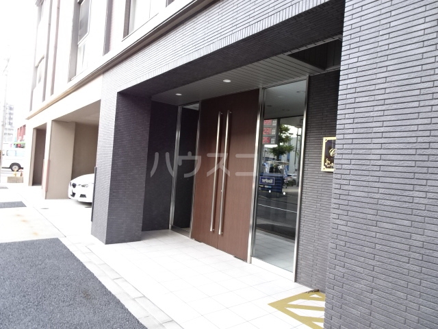 21/29 エントランス