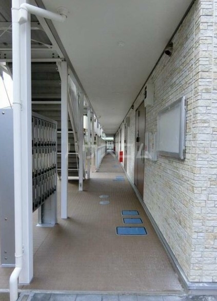 15/17 エントランス