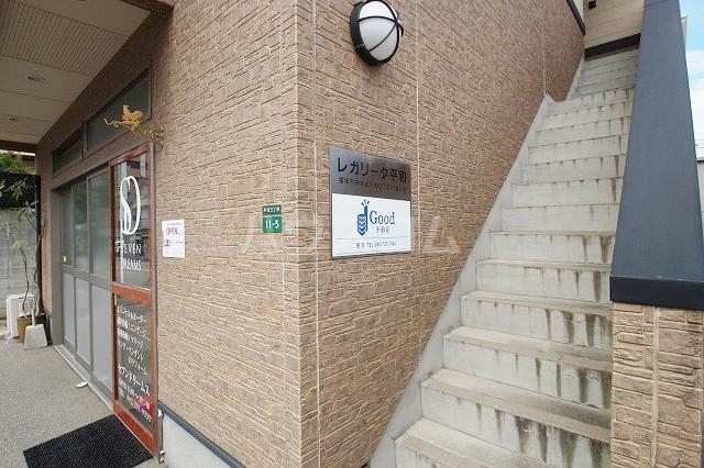 18/22 エントランス