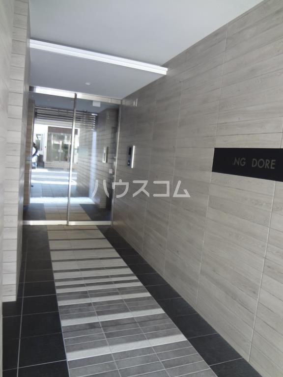 14/20 エントランス