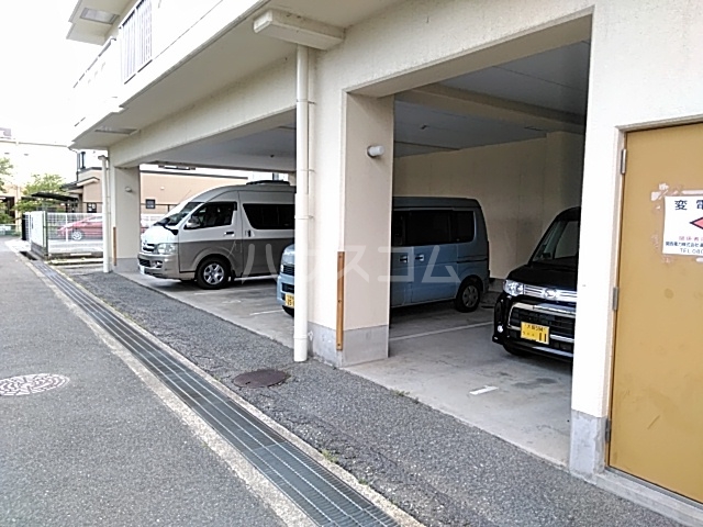 29/30 駐車場