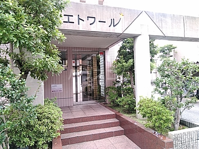 26/30 エントランス