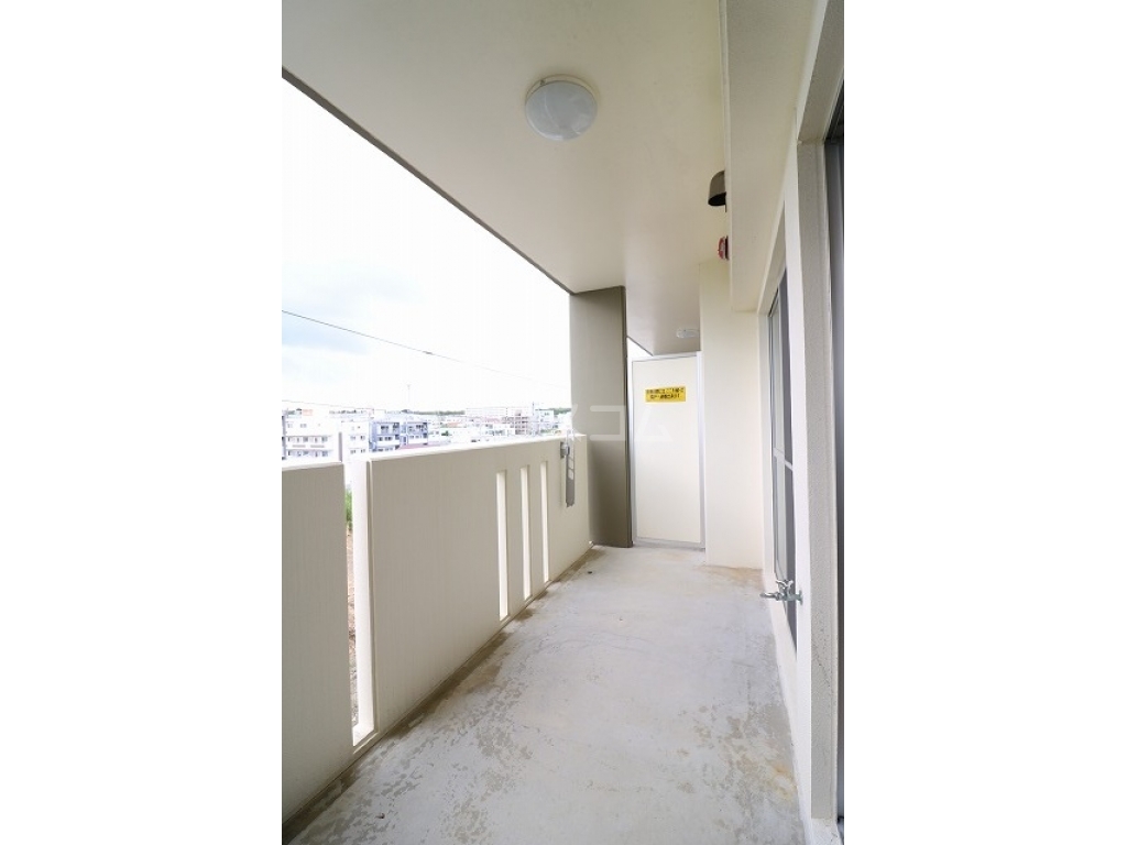 22/30 バルコニー