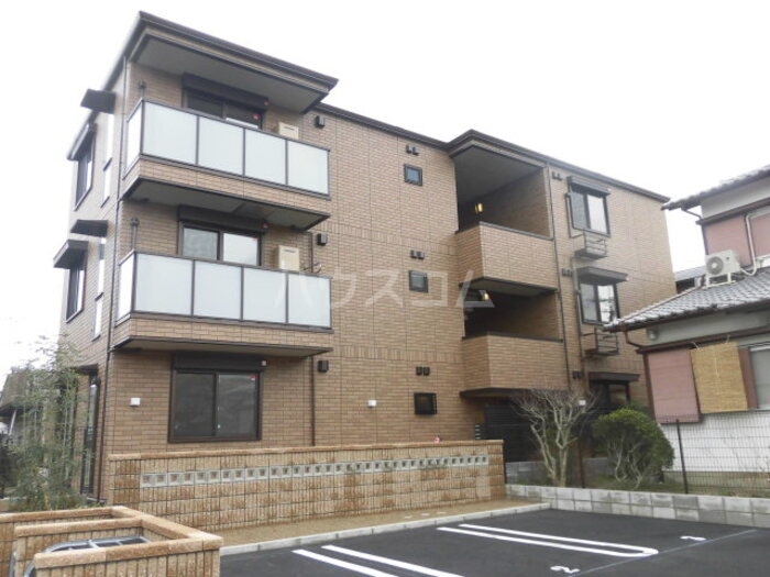 15/17 エントランス