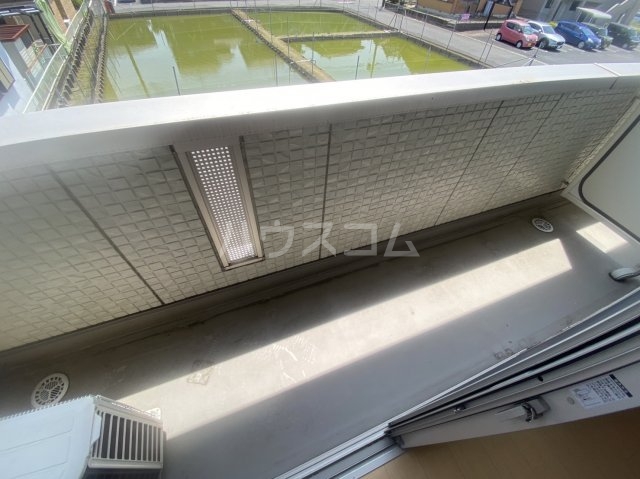 18/30 バルコニー