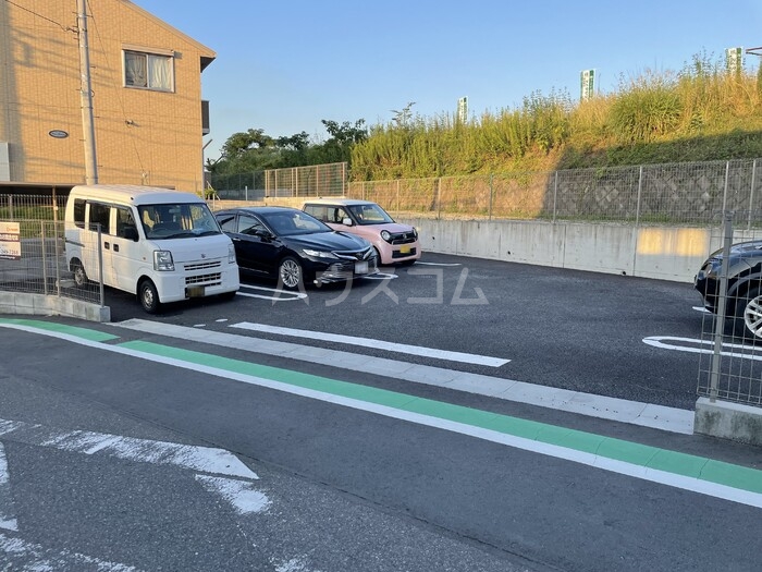 19/27 駐車場