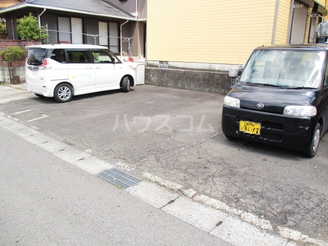 16/24 駐車場