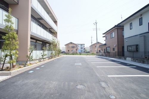 14/20 駐車場