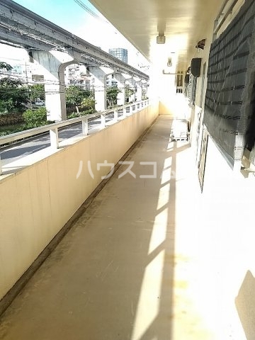 13/19 バルコニー