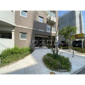 13/24 エントランス