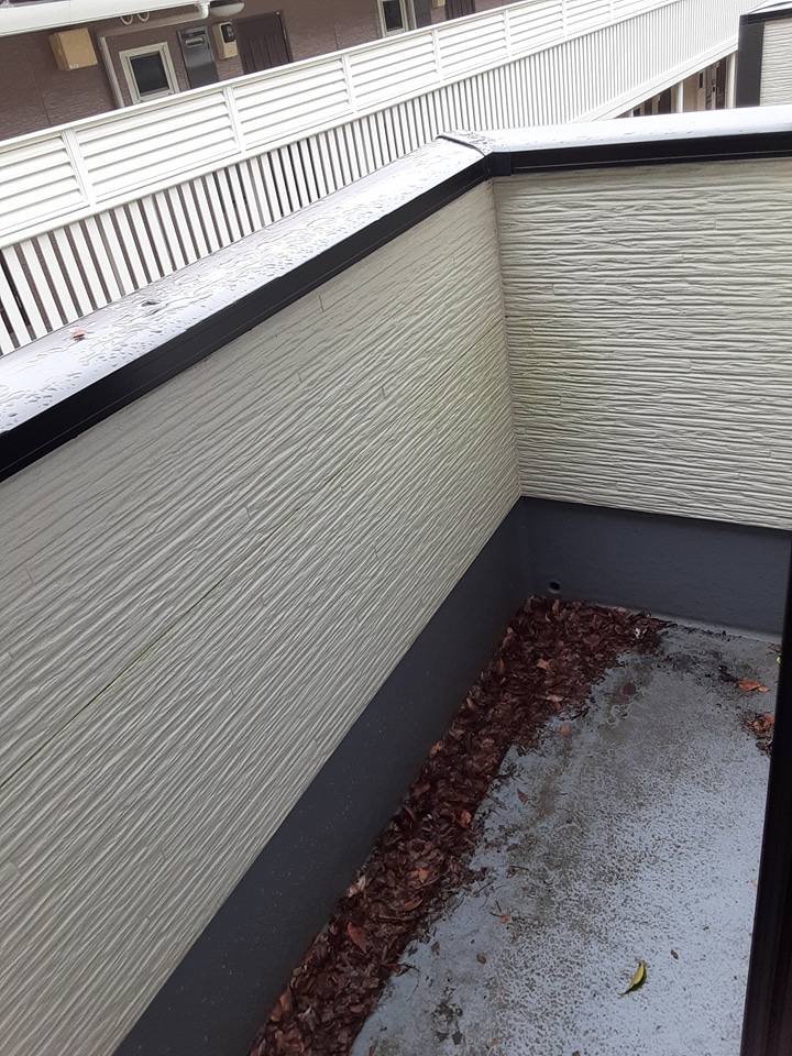 15/28 バルコニー