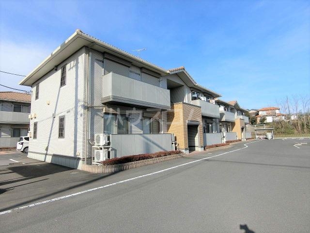 2/4 外観