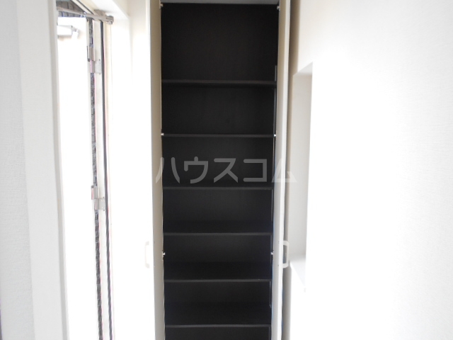 14/30 玄関
