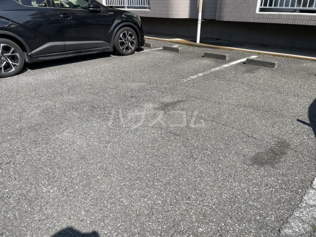 20/26 駐車場