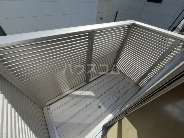 19/26 バルコニー